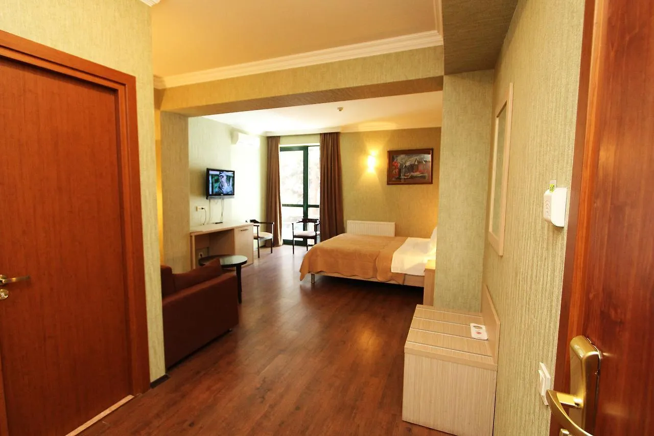 Batesta Hotel تبليسي